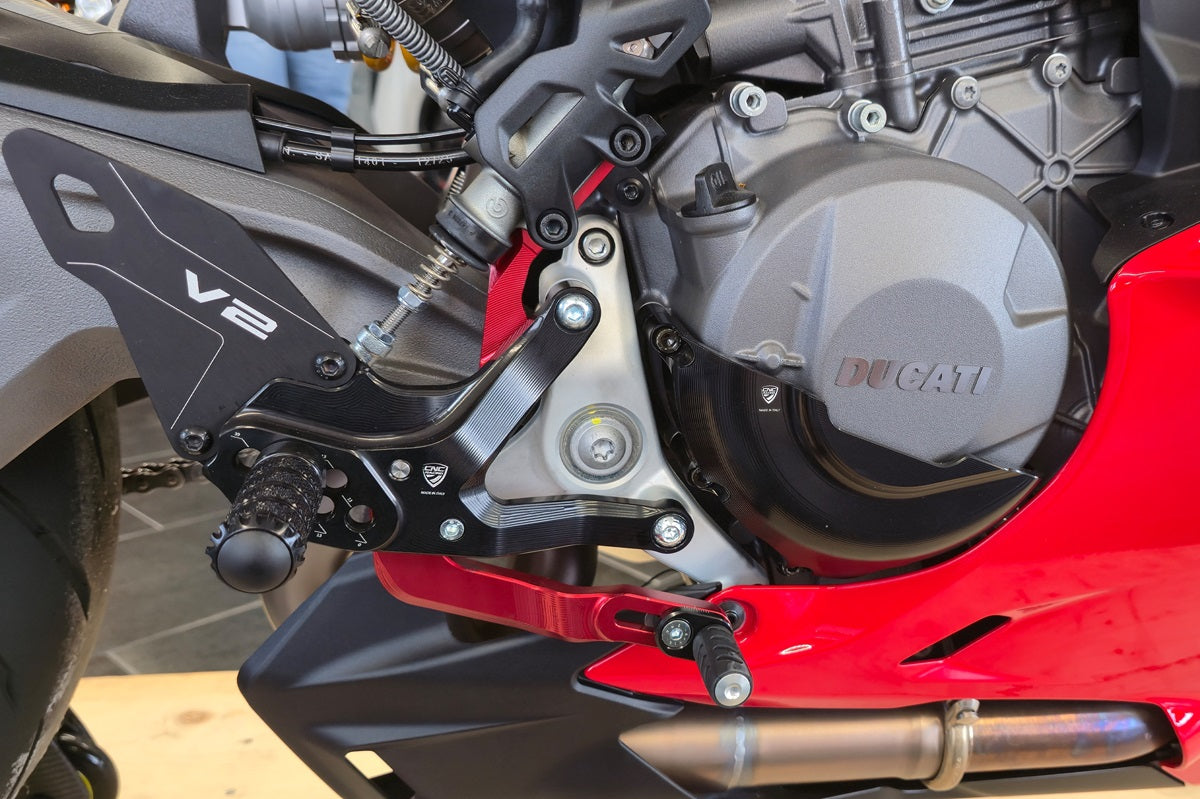Koppelingsdeksel beschermer Ducati Monster V2 Dark (2027+)