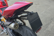 Carbon kentekenplaathouder CNC Racing Ducati Panigale V4 (2025+)