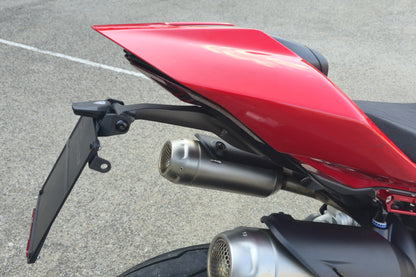 Carbon kentekenplaathouder CNC Racing Ducati Panigale V4 (2025+)