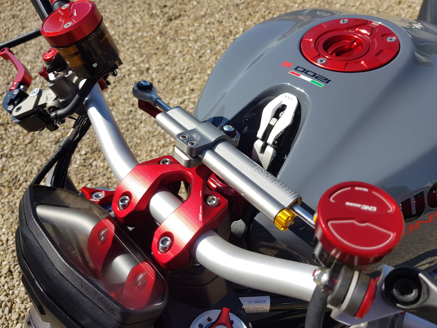 Pince de direction supérieure pour l'amortisseur de direction Monster 1200 S (2017-2021)