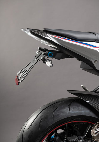 Poste de plaque d'immatriculation «Race» LightEch - L'innovation rencontre l'élégance - BMW S1000R 2014-2020