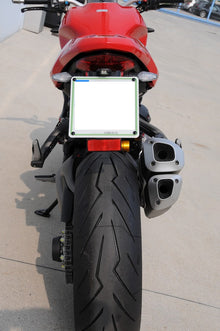 Homologué le titulaire de la plaque d'immatriculation LightECH - L'innovation rencontre l'élégance - Ducati Monster 797 2017-2020