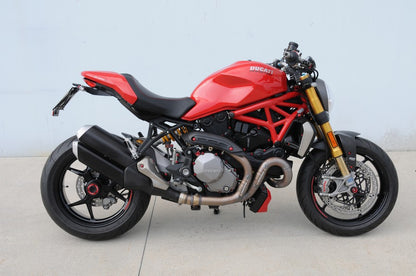 Poste de plaque d'immatriculation «Race» LightEch - L'innovation rencontre l'élégance - Ducati Monster 1200 2017-2021