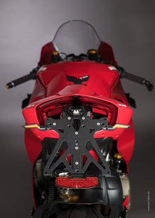 Poste de plaque d'immatriculation «Race» LightEch - L'innovation rencontre l'élégance - Ducati Panigale V4S 2021-2024