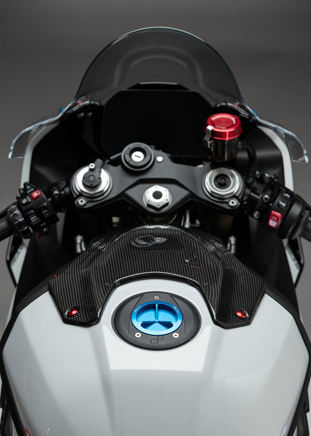 LighTech Tankdop Fuel Tank Cap met schroefsluiting – Lichtgewicht precisie voor BMW M1000RR (2025+)