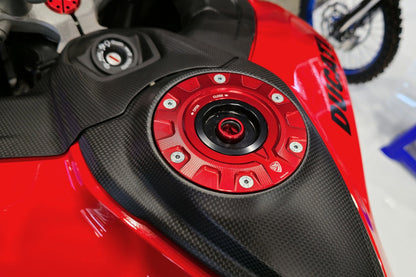 Fast Key kern voor CNC Racing tankdop Yamaha XT660X (2004-2016) zwart-rood gemonteerd in rode tankdop