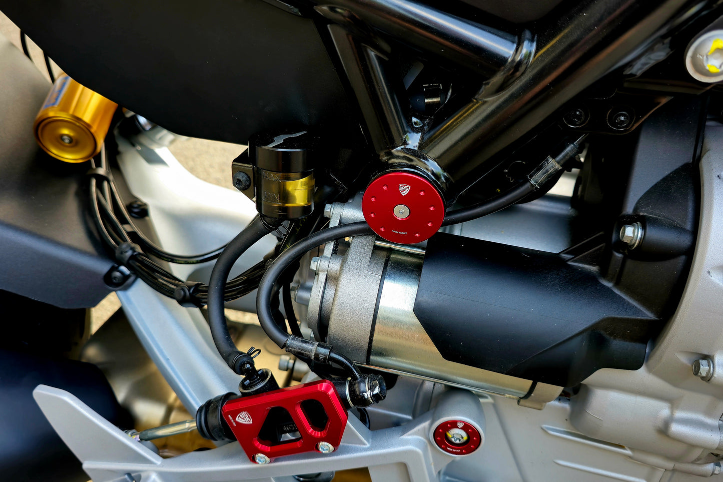 Frame Caps Kit Moto Guzzi V85 TT (2019+)