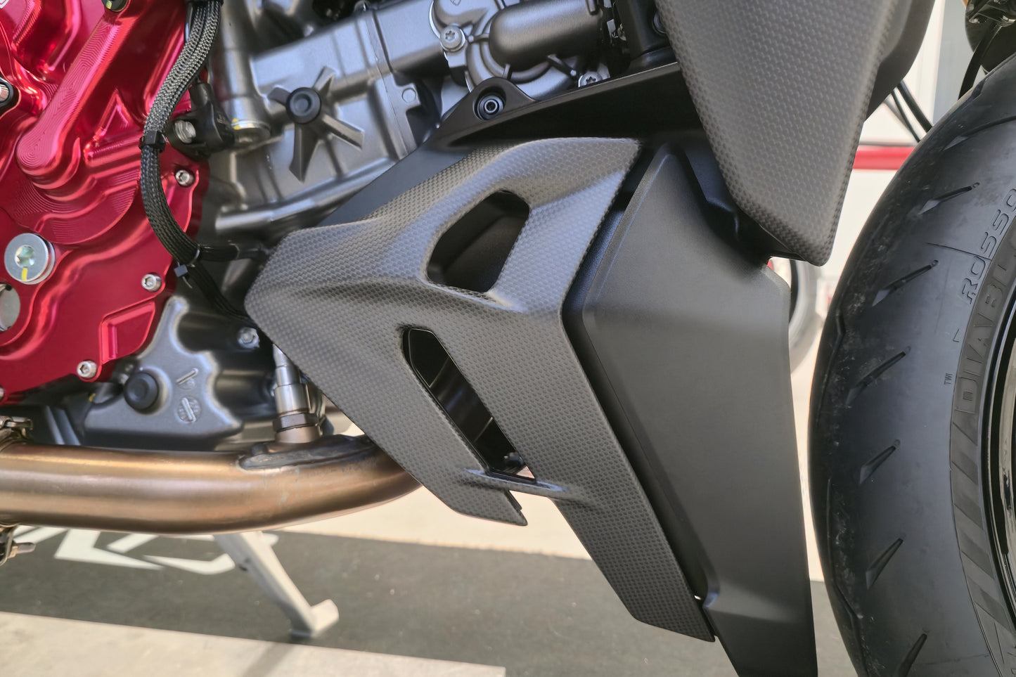 Bellypan panelen set mat carbon Ducati Streetfighter V2 (2025+)