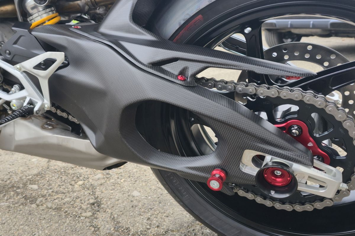 Carbon swingarm covers links en rechts – Ducati Panigale V4 (2025+)
