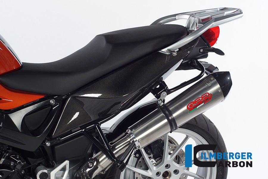 Panneau latéral sous le siège - côté gauche - Carbon F800R 2012- BMW F 800 R (2012-2014)