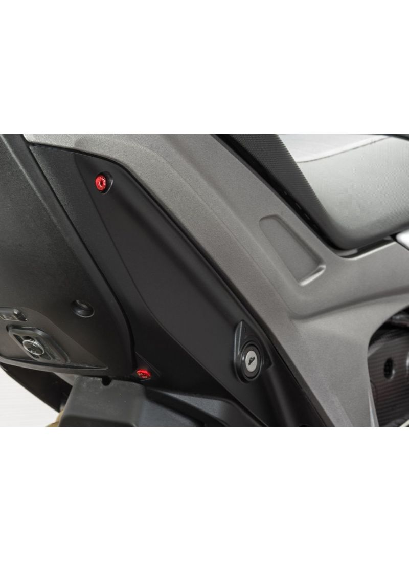 Panneau latéral et boulon de carénage arrière - Hypermotard 821 Hyperstrada 821 Ducati Hyperstrada 821 (2013-2015)