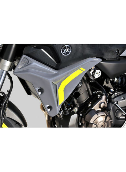 Panneaux latéraux du radiateur Ermax Yamaha MT07 2014-2017 (vendu par paire)