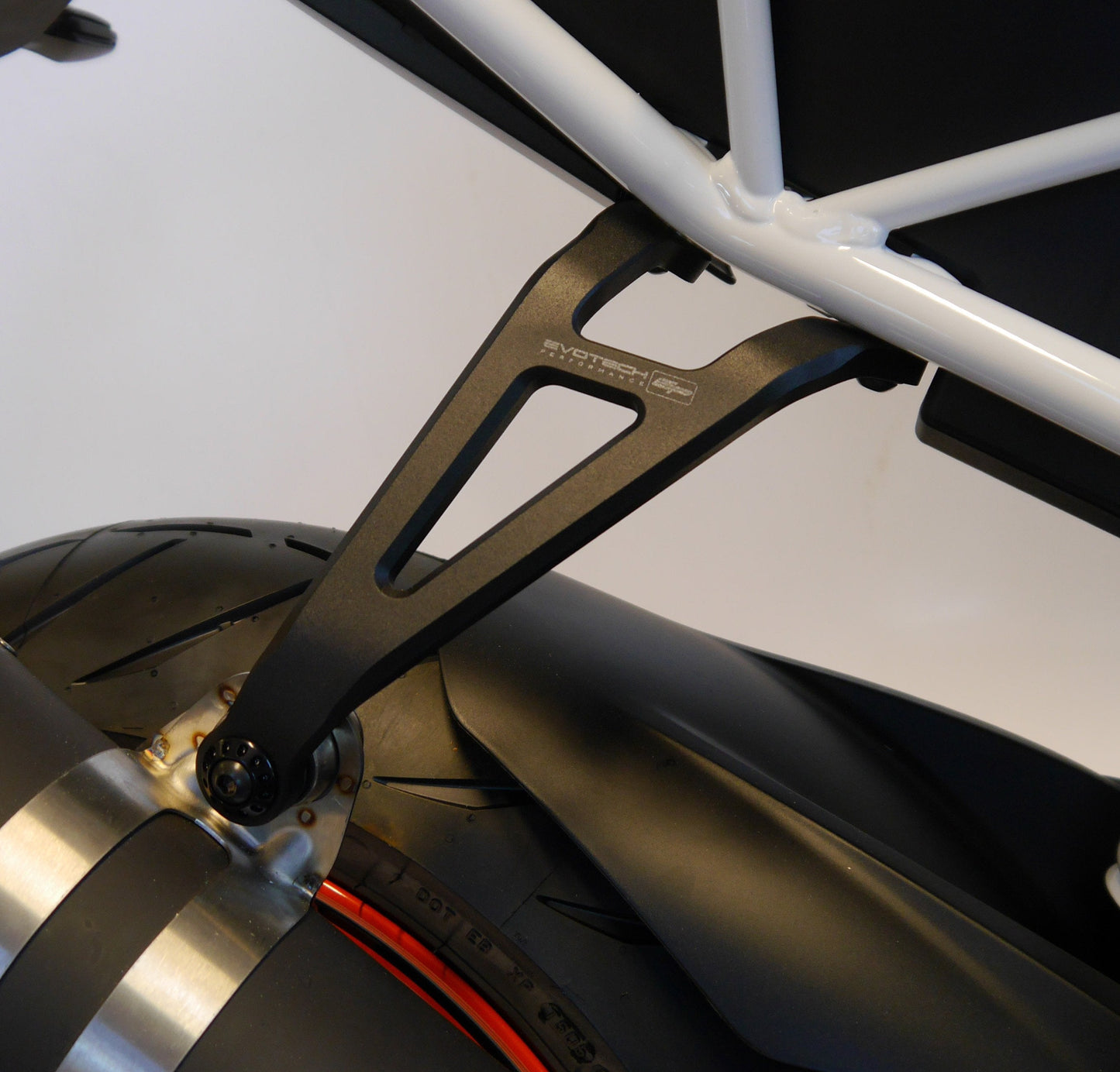 Evotech KTM 1290 Super Duke R Uitlaatsteun Bracket 2017 - 2019