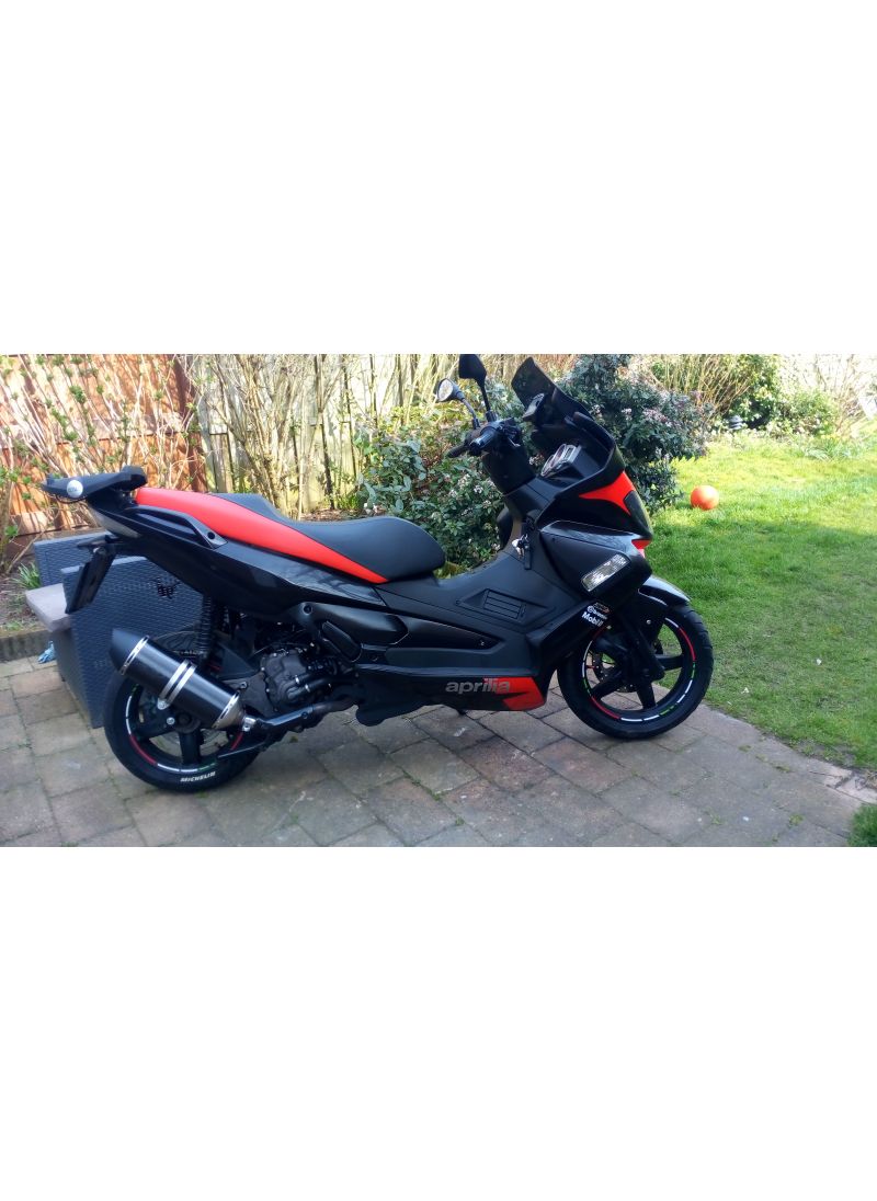 G&G exhaust Aprilia SR Max 300