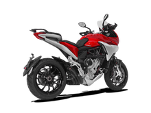 Achteraanzicht van de HP Corse Hydrotre Black Carbon uitlaat op MV Agusta Turismo Veloce