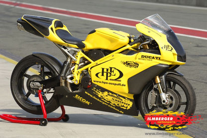 Cowl inférieur du carbone (réservoir de capture d'huile) F04 Racing Ducati 749/999 Ducati 999 (2003-2006)